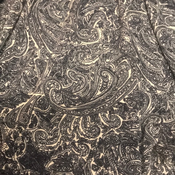 H&M comfy cute cropped lounge pants - Picture 2 of 3